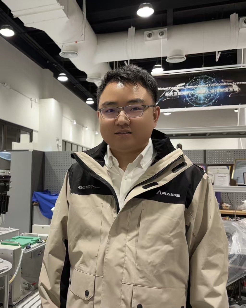 Dr Weipeng Liu portrait