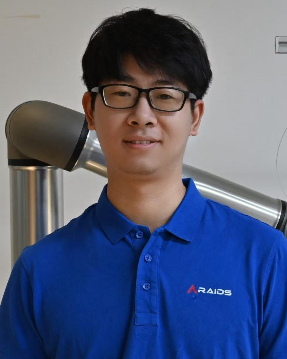 Guoquan Zhang portrait