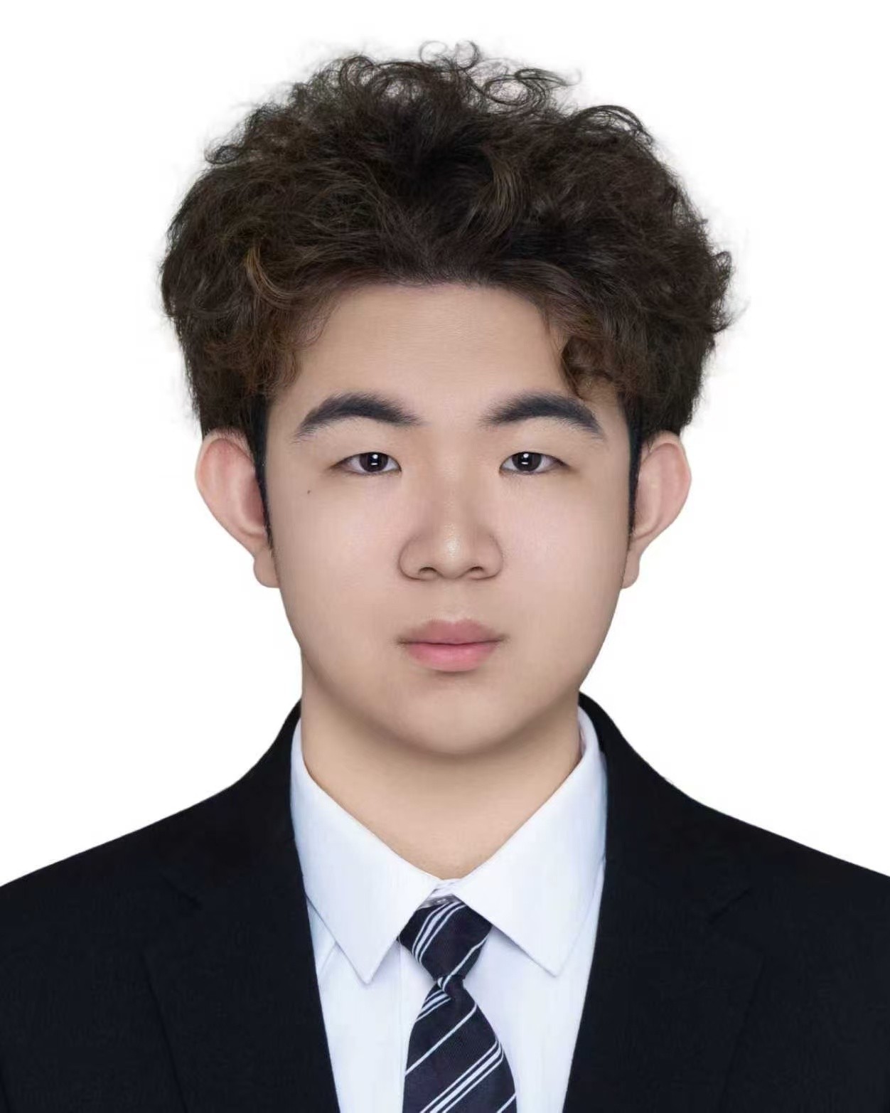 Ziqing Zhu portrait